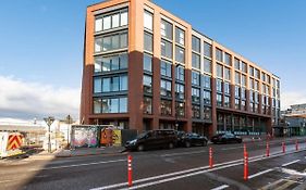 Modern Fabulous Flat In Central Birmingham